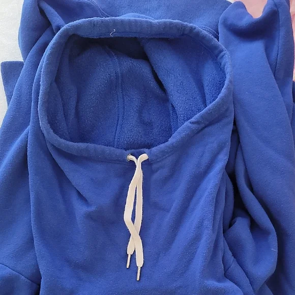 Under Armour Men's  Blue Hoodie - Picture 6 of 7